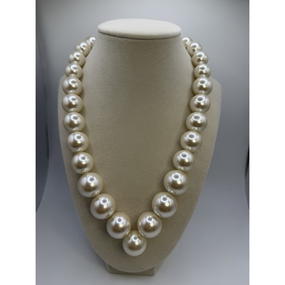 Napier Jewelry - Napier Pearl Necklace Bridal Chunky Graduated V Drop Statement Wedding